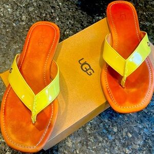 Ugg flip flops